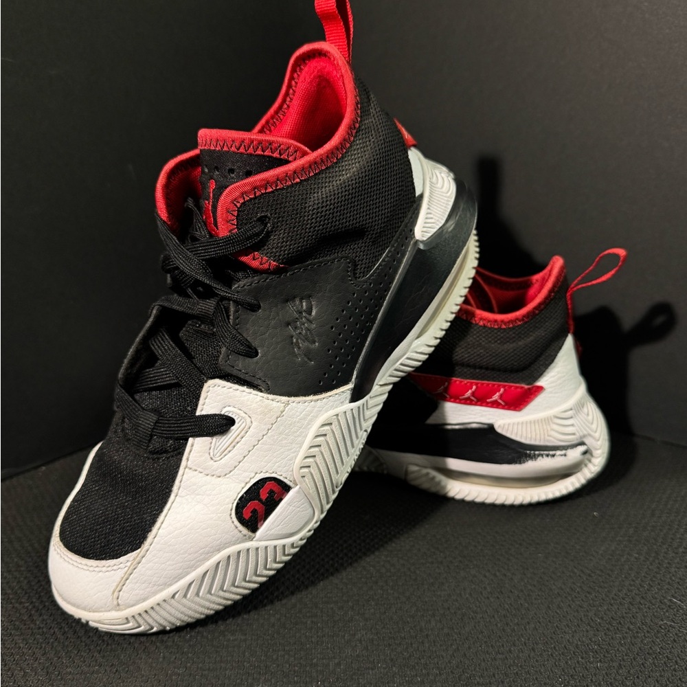 Jordan Stay Loyal 2 Big Kids Basketball Shoes Size 5Y